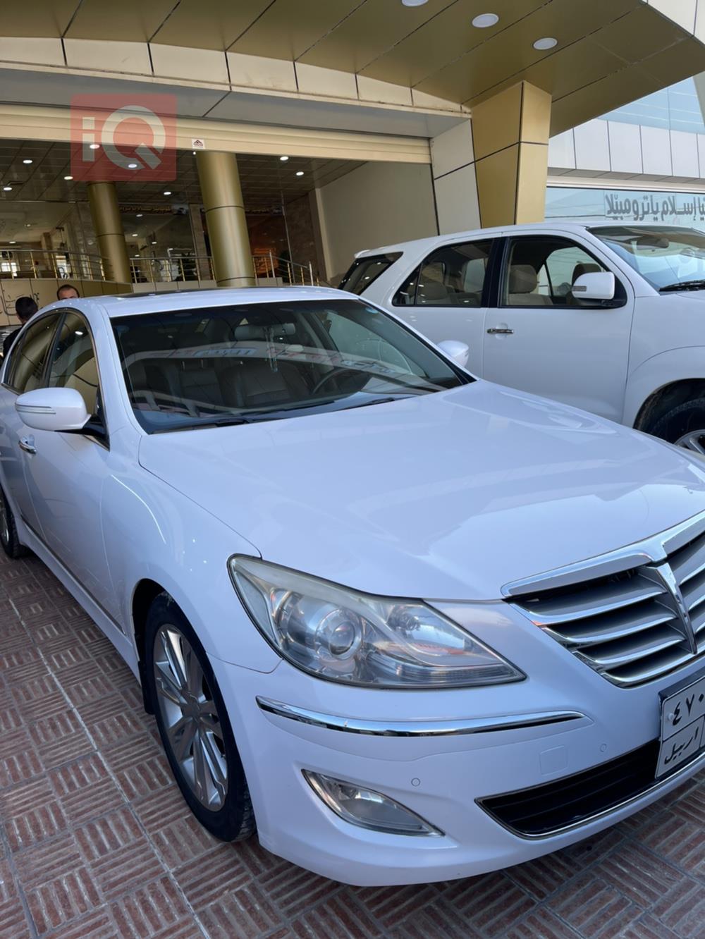 هیوندای جێنسس